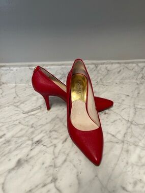 MICHAEL Michael Kors Red Pointed-Toe Leather Heels